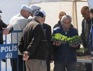 Kırşehir’de “40 Köy 40 Tohum Projesi”nde 150 Bin Sebze Fidesi Daha Dağıtıldı