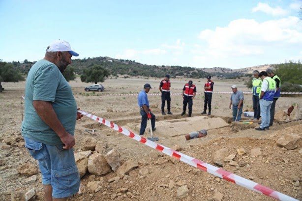 ciftci traktor surerken rastladi heyecan dorukta icinden ne cikacak 0ec74d 1