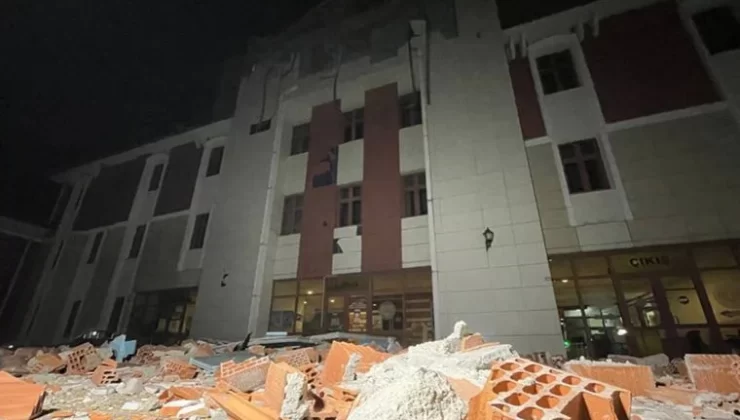Düzce’de 5.9’luk Deprem! 46 Kişi Yaralandı