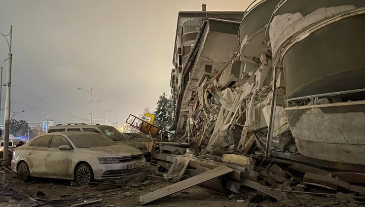 Kahramanmaraş’ta 7,4 ve Gaziantep’te 6,5 ile 6,4 Büyüklüğünde Deprem