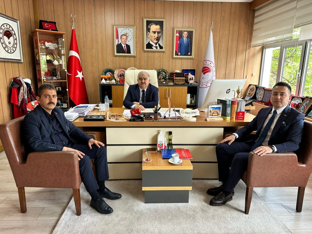 FwahpMLaQAIVAeU