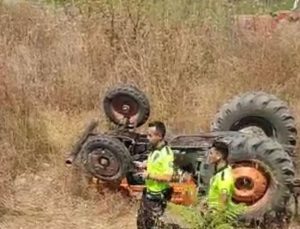 Şarampole Devrilen Traktörün Altında Kalan Çiftçi Öldü
