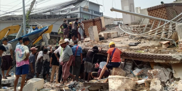 thumbs_b_c_4b2db021f5d8a4b10ff396eaa95b88de